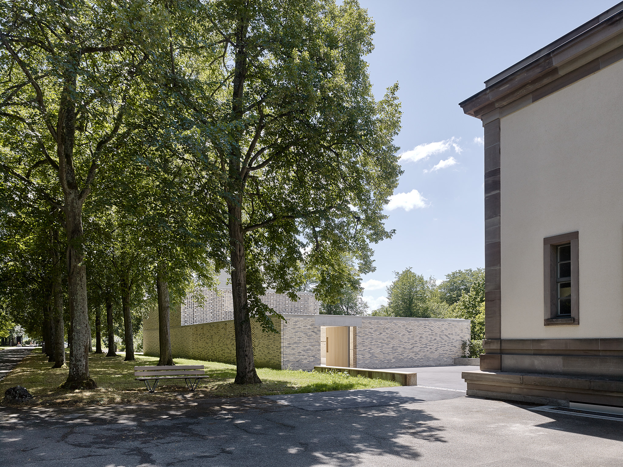 E17642 Alpa 066758 SCREEN 170825